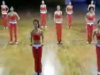 简单健美操练视频,轻松塑形健身之旅